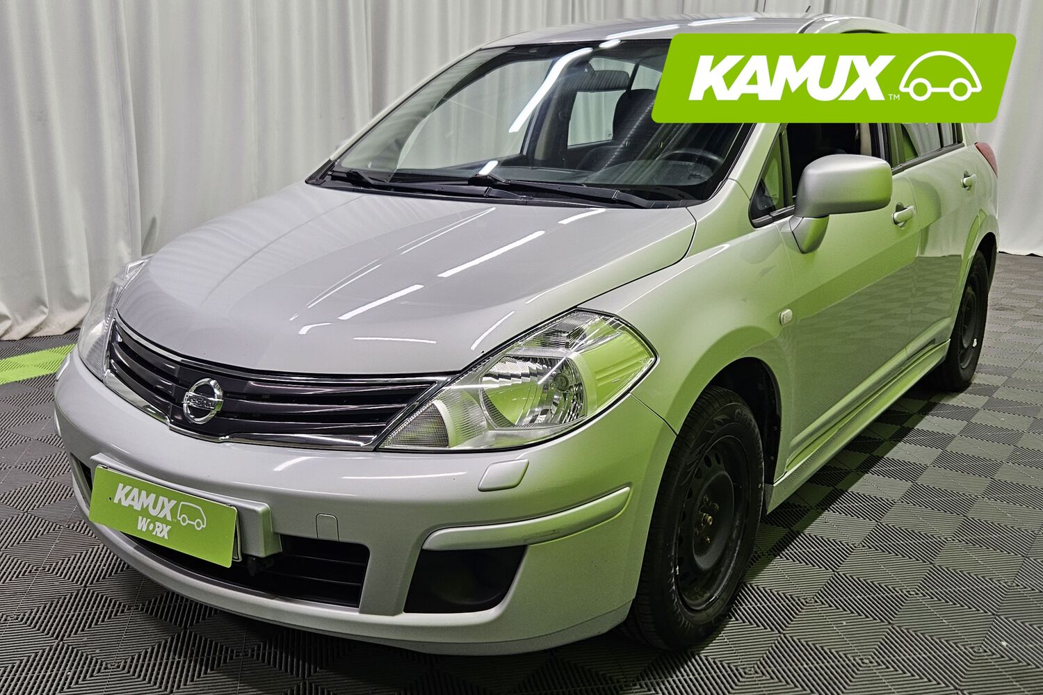 Nissan Tiida vaihtoauto