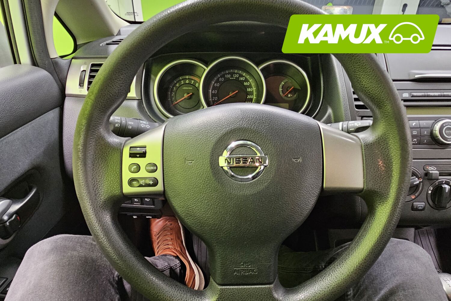 Nissan Tiida vaihtoauto