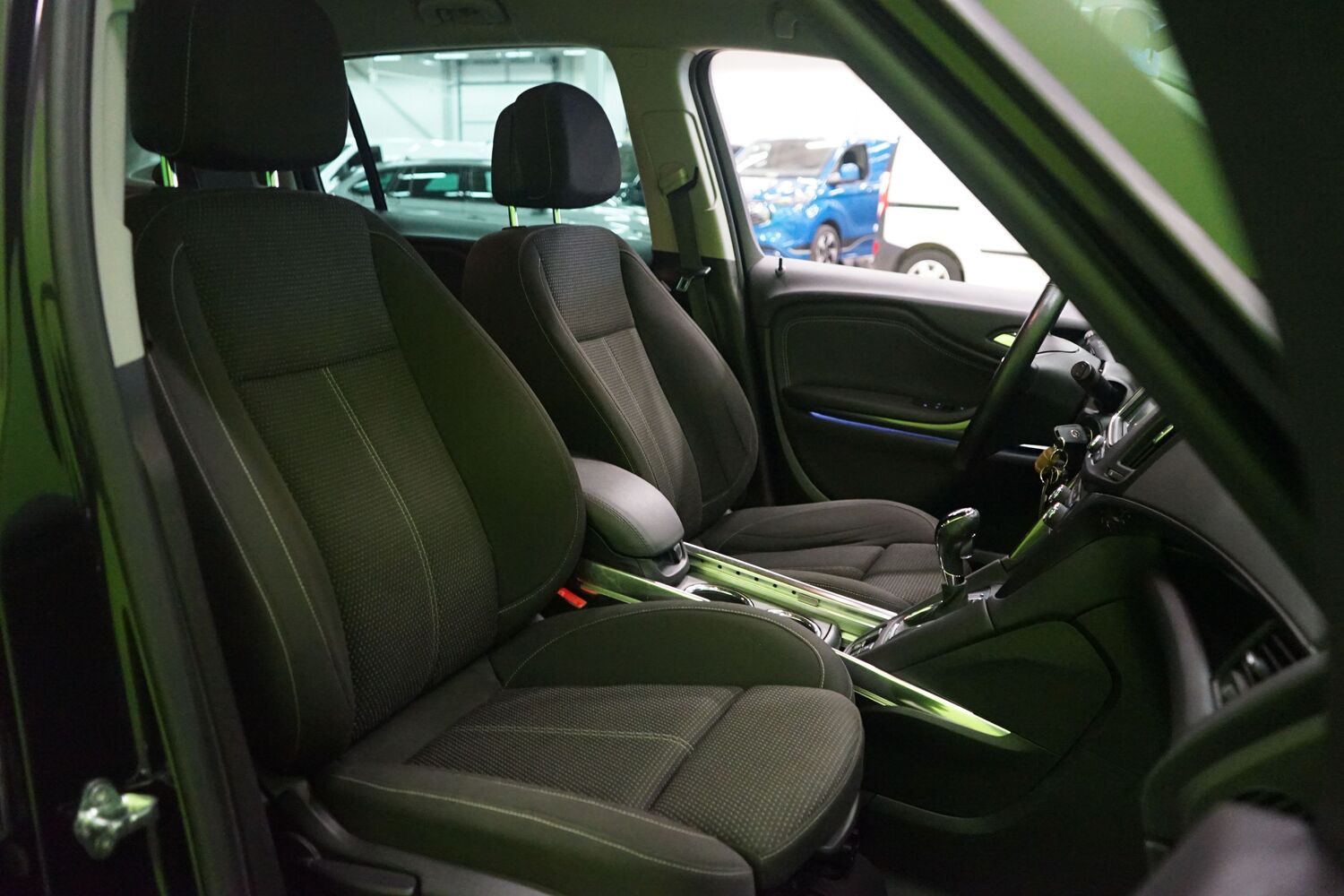 Opel Zafira vaihtoauto