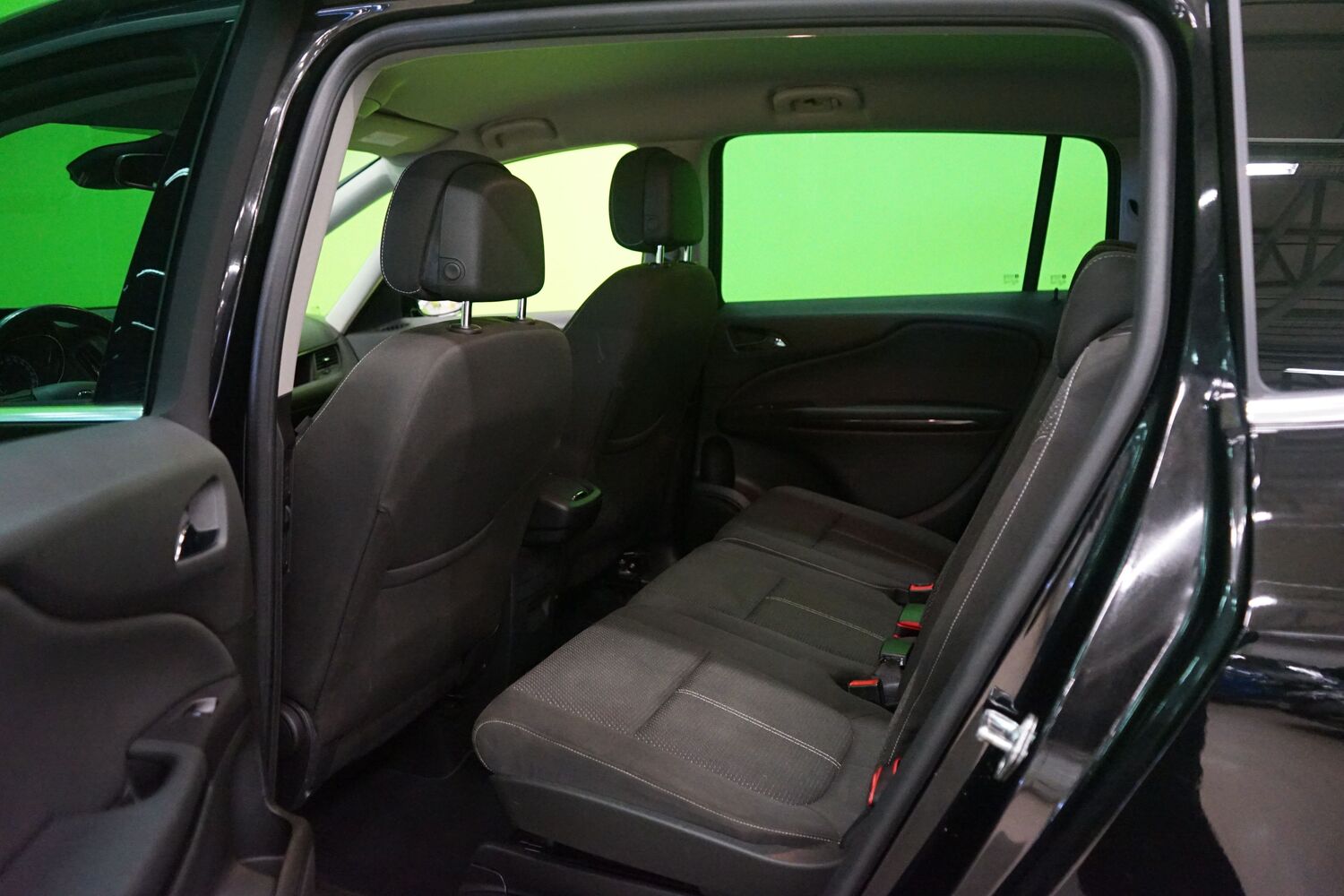 Opel Zafira vaihtoauto