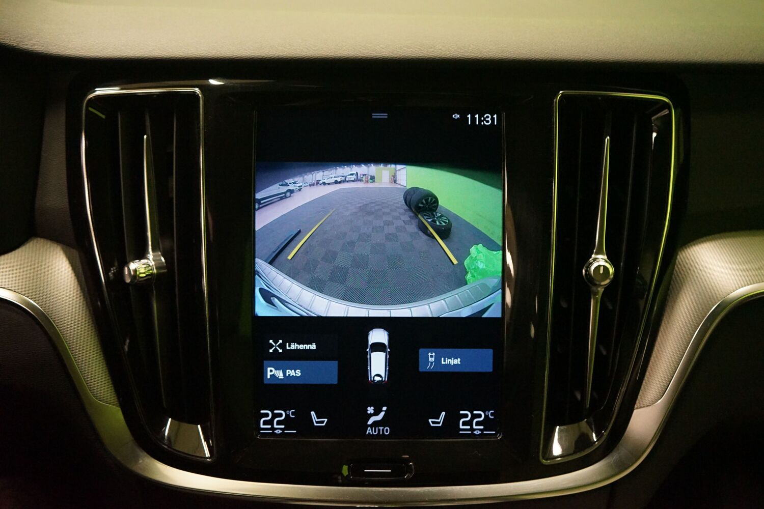 Volvo V60 Cross Country vaihtoauto