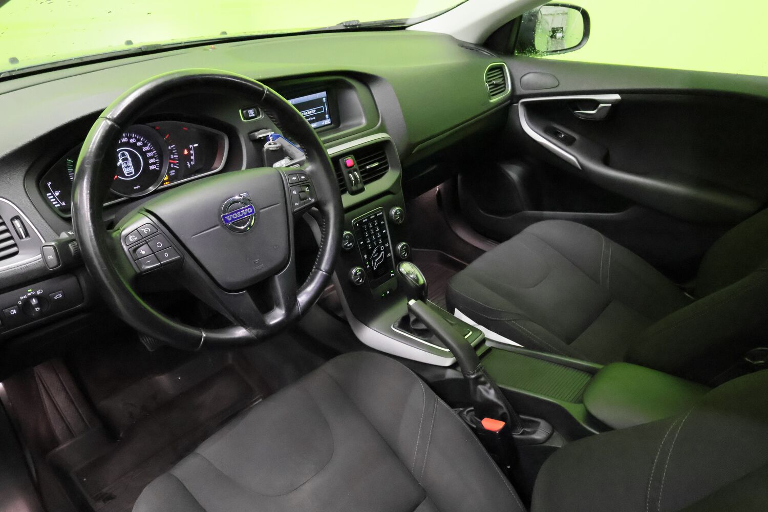 Volvo V40 vaihtoauto