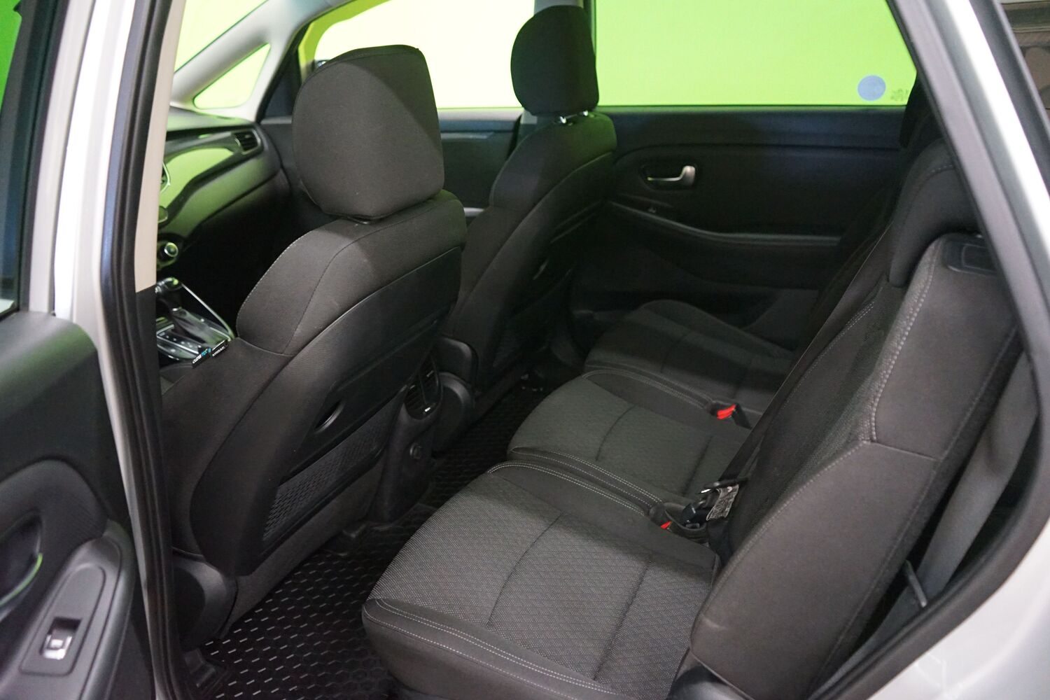 Kia Carens vaihtoauto