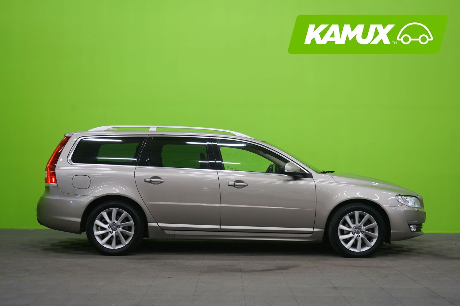 Volvo V70 vaihtoauto