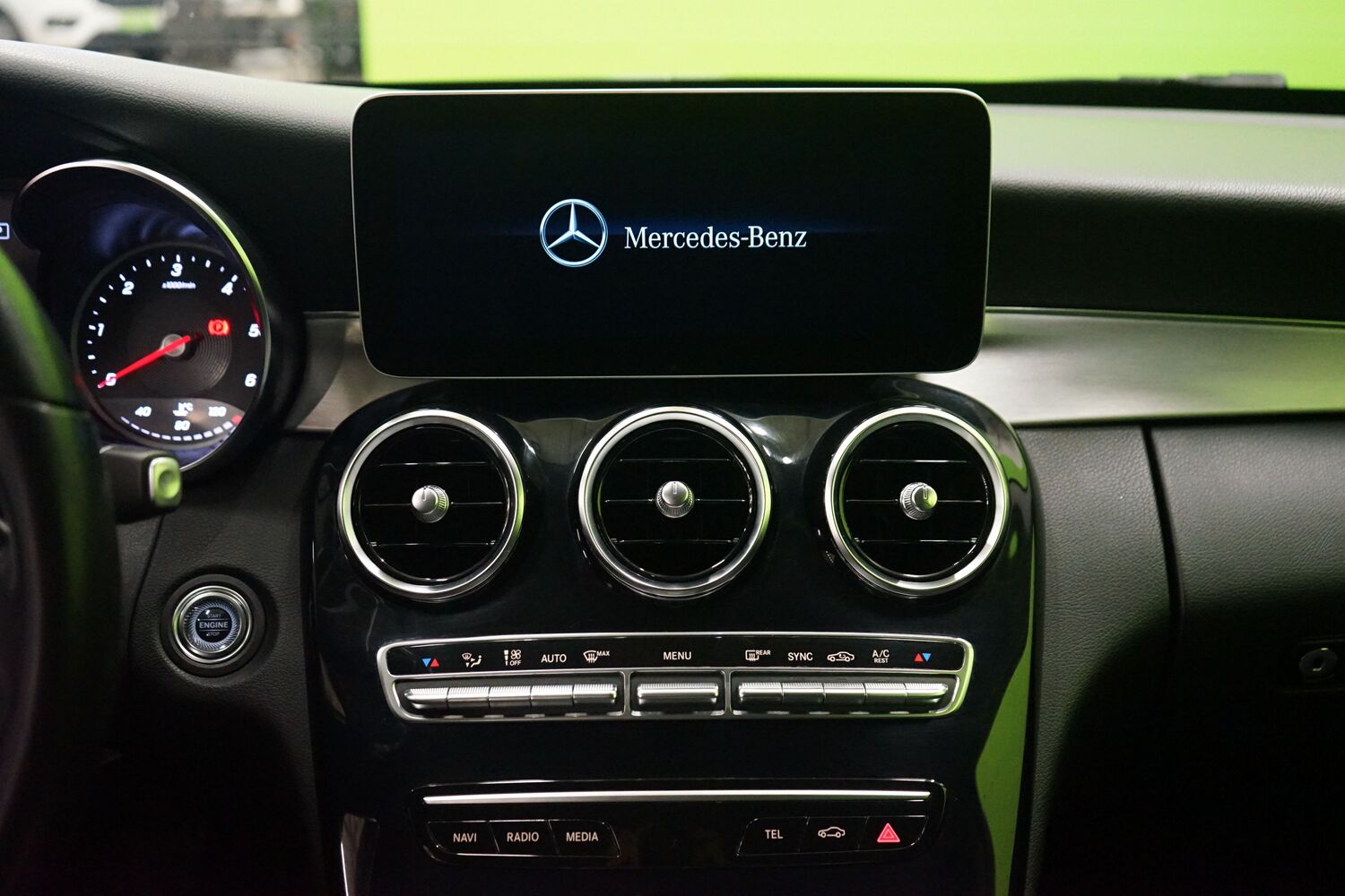 Mercedes-Benz C vaihtoauto