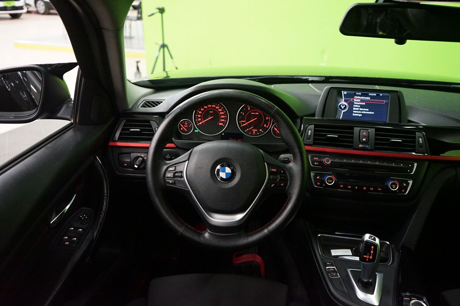 BMW 320 vaihtoauto