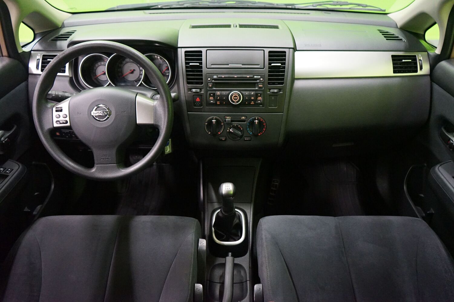 Nissan Tiida vaihtoauto