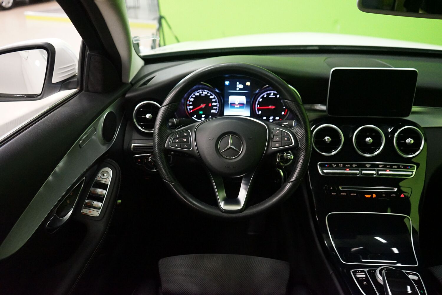 Mercedes-Benz C vaihtoauto