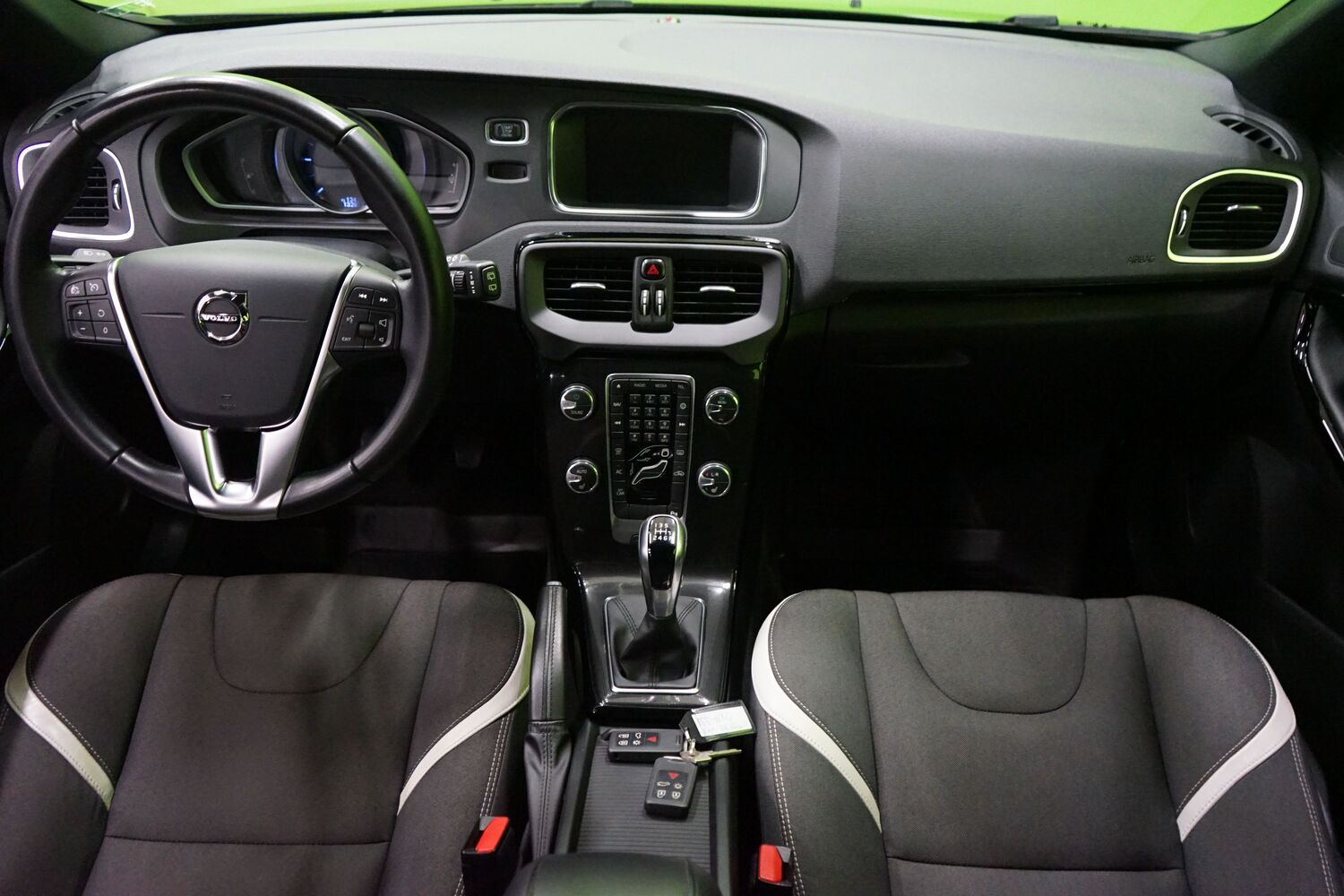 Volvo V40 vaihtoauto