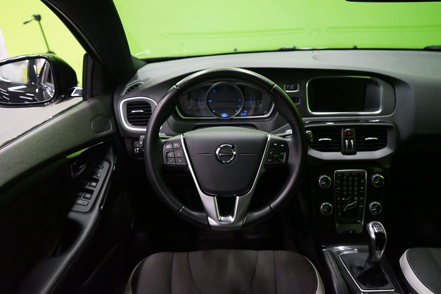 Volvo V40 vaihtoauto