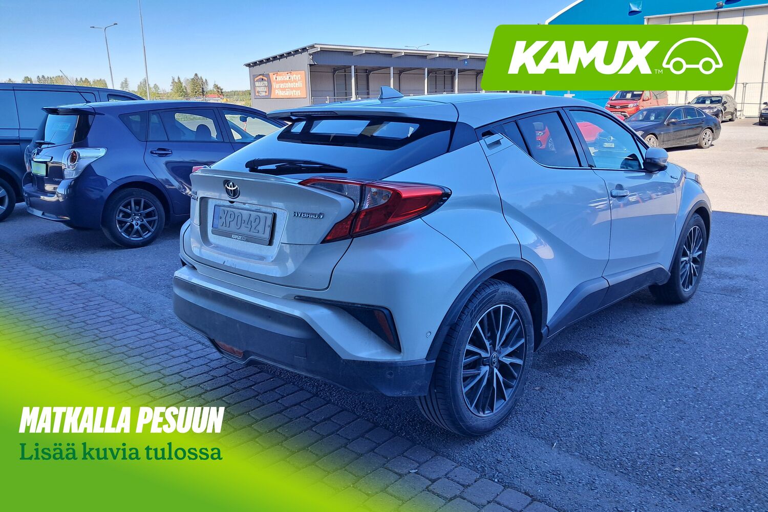 Toyota C-HR vaihtoauto