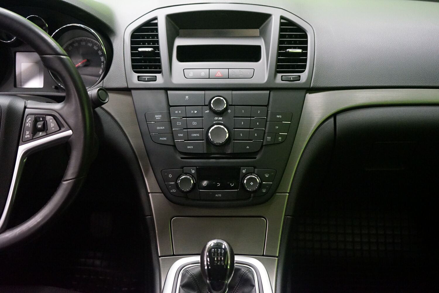 Opel Insignia vaihtoauto
