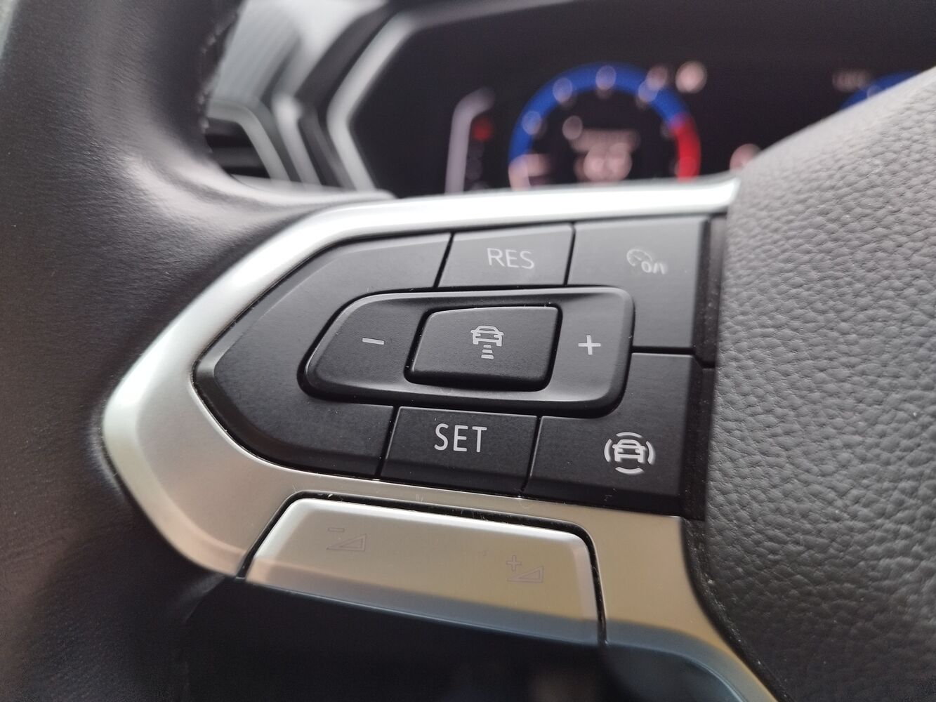 Volkswagen T-Cross vaihtoauto