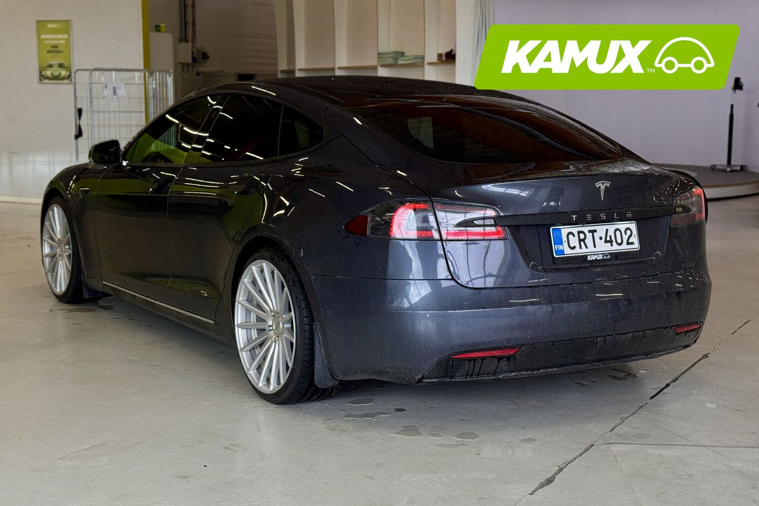 Tesla Model S vaihtoauto