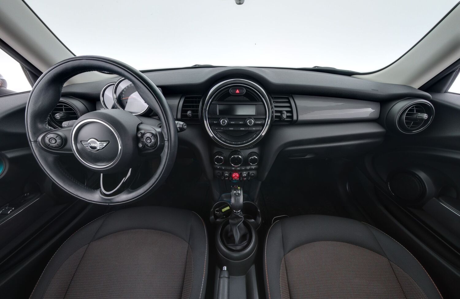 Mini Hatchback vaihtoauto