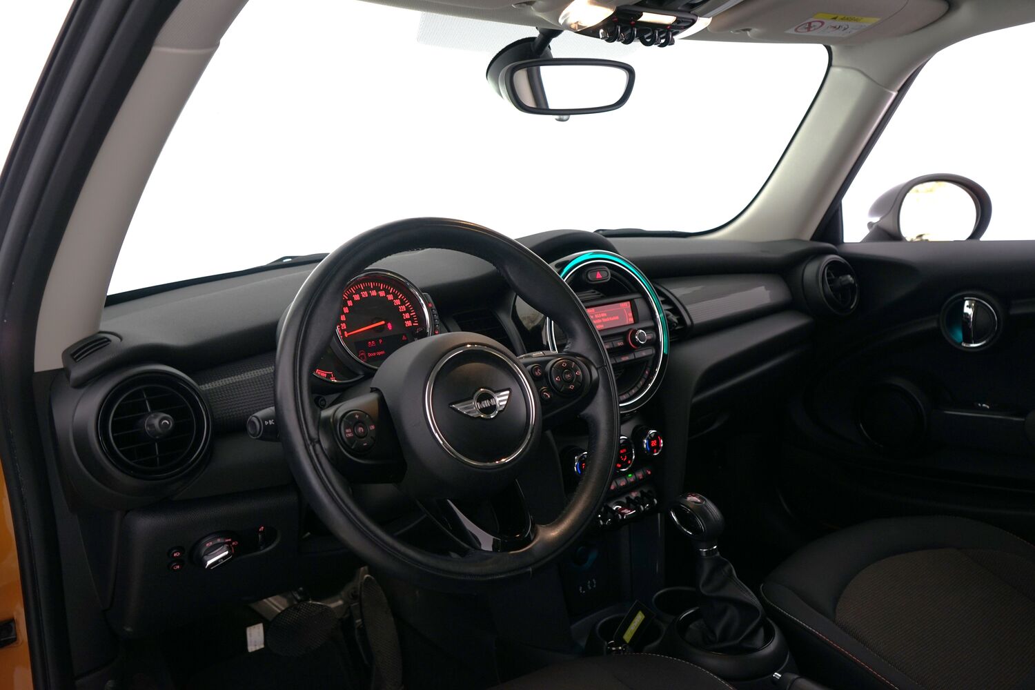 Mini Hatchback vaihtoauto