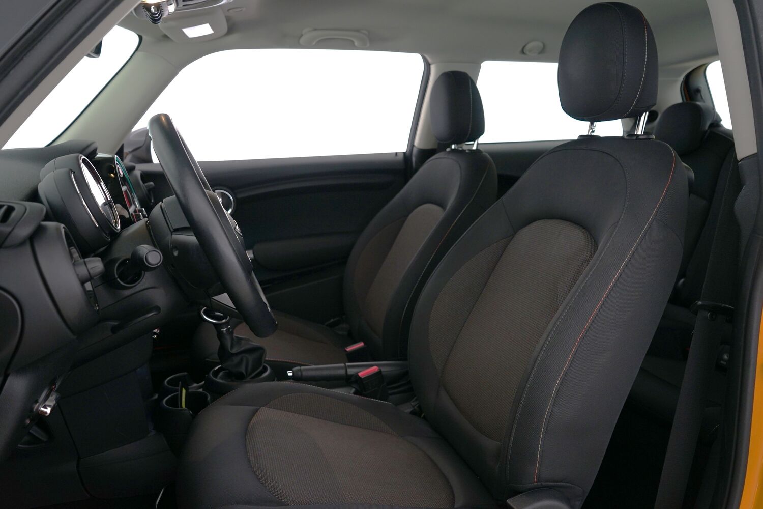 Mini Hatchback vaihtoauto