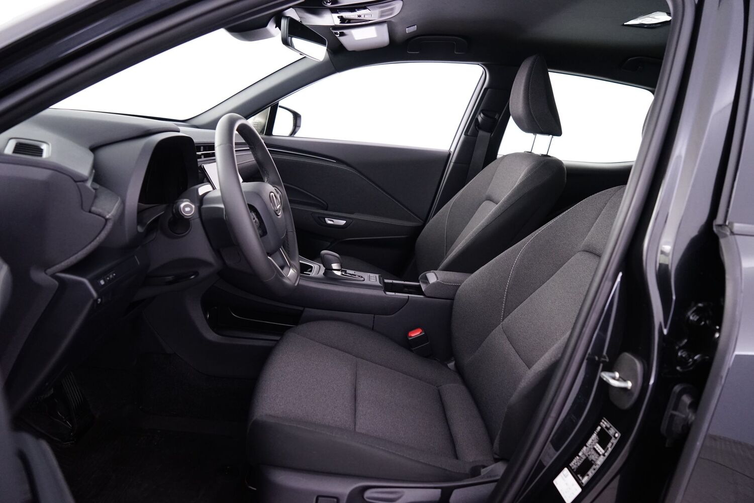 Lexus LBX vaihtoauto