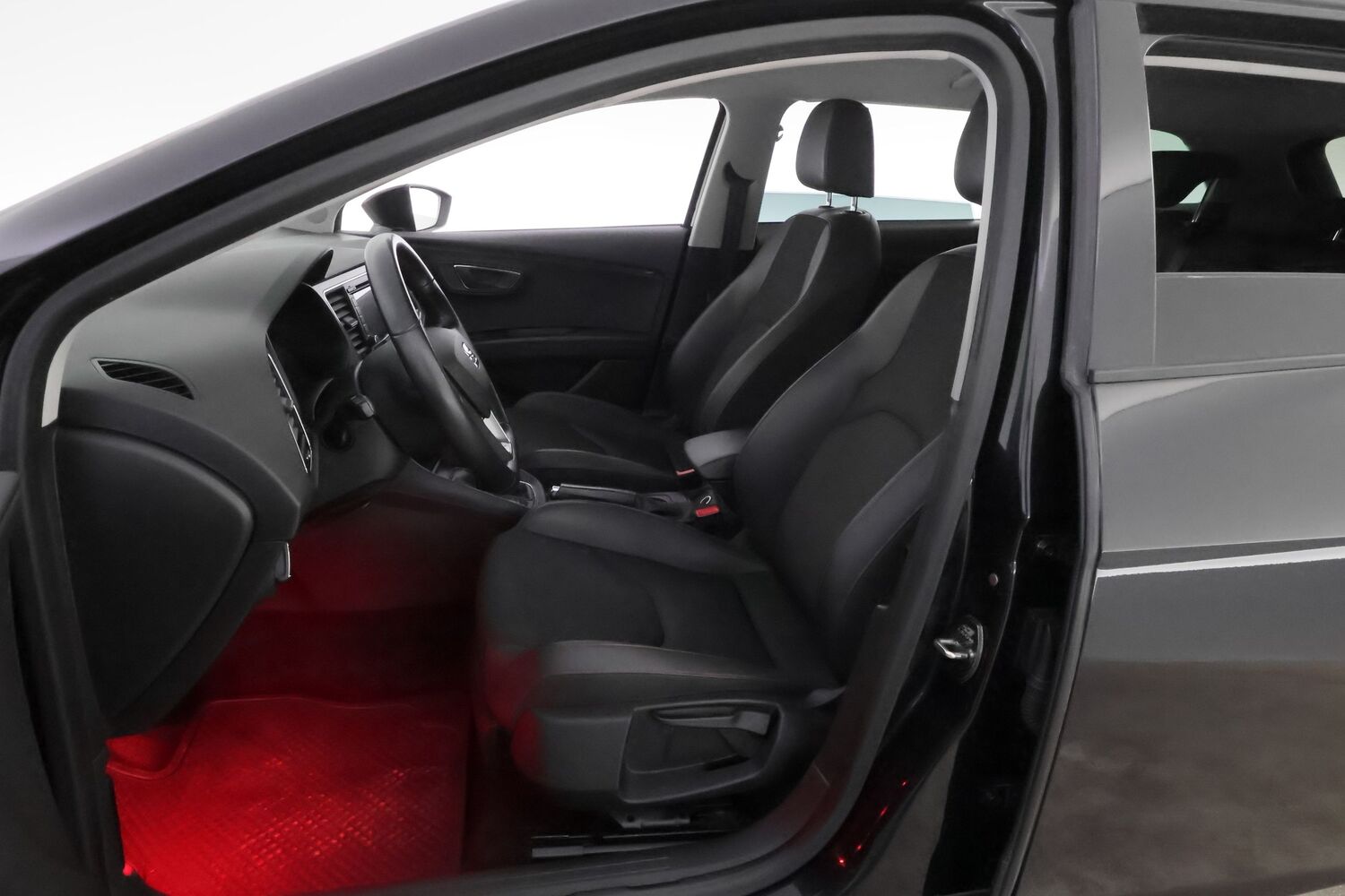 SEAT Leon ST vaihtoauto