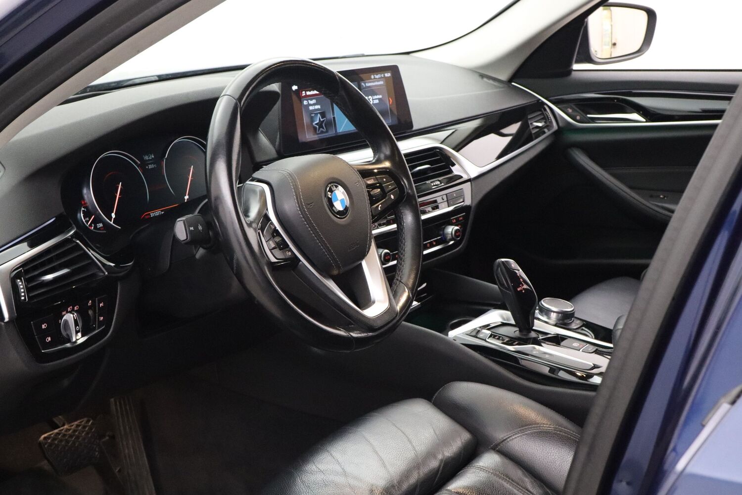 BMW 520 vaihtoauto