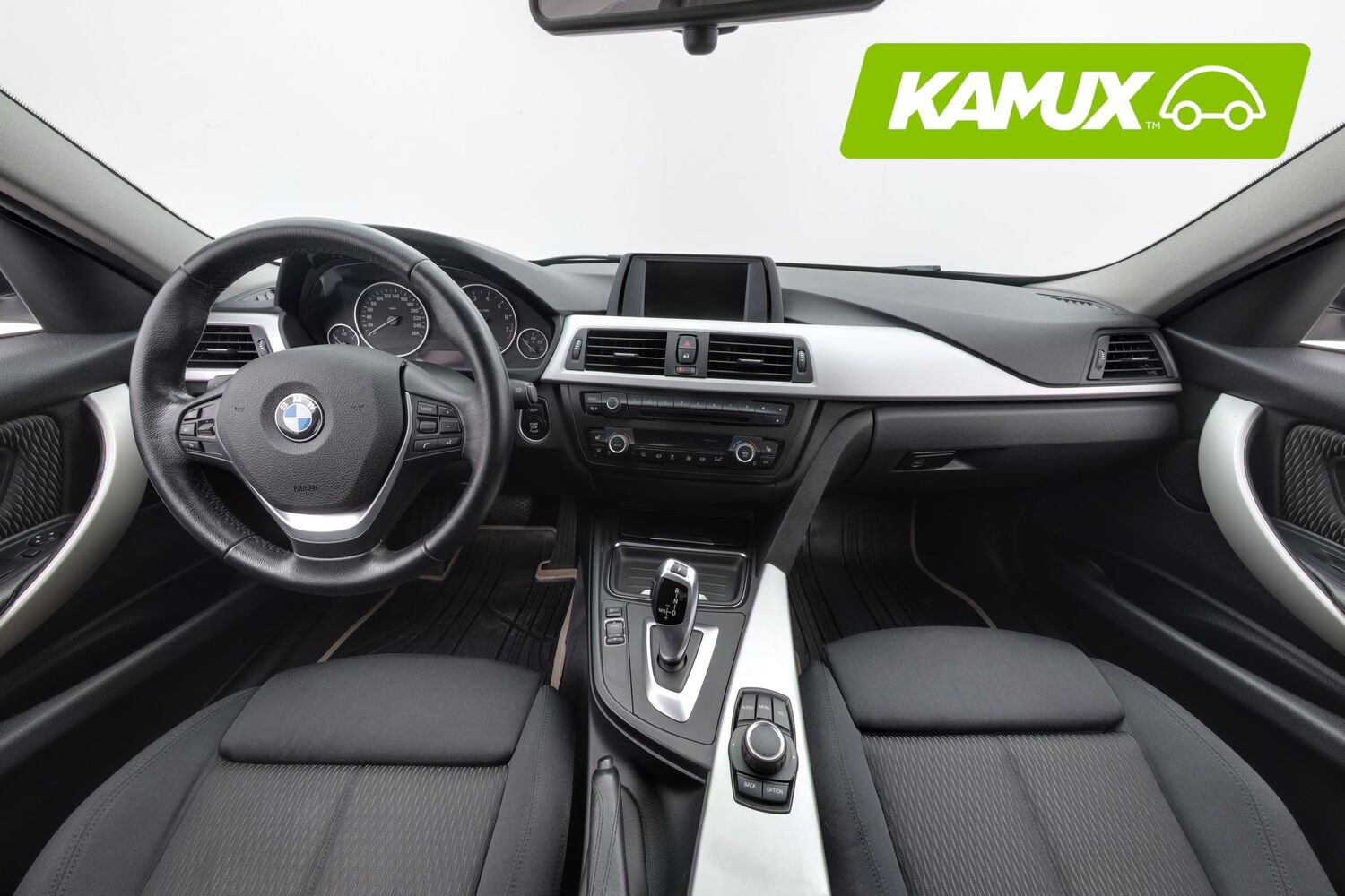 BMW 320 vaihtoauto