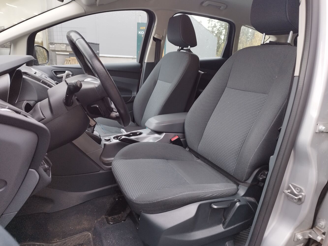 Ford C-MAX vaihtoauto
