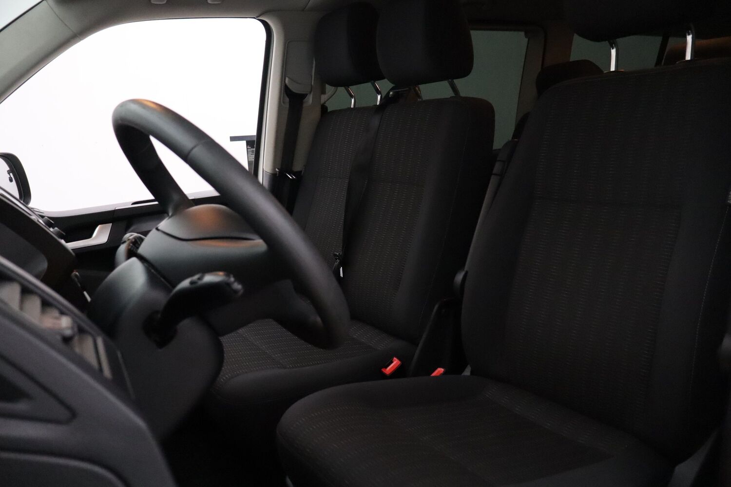 Volkswagen Caravelle vaihtoauto