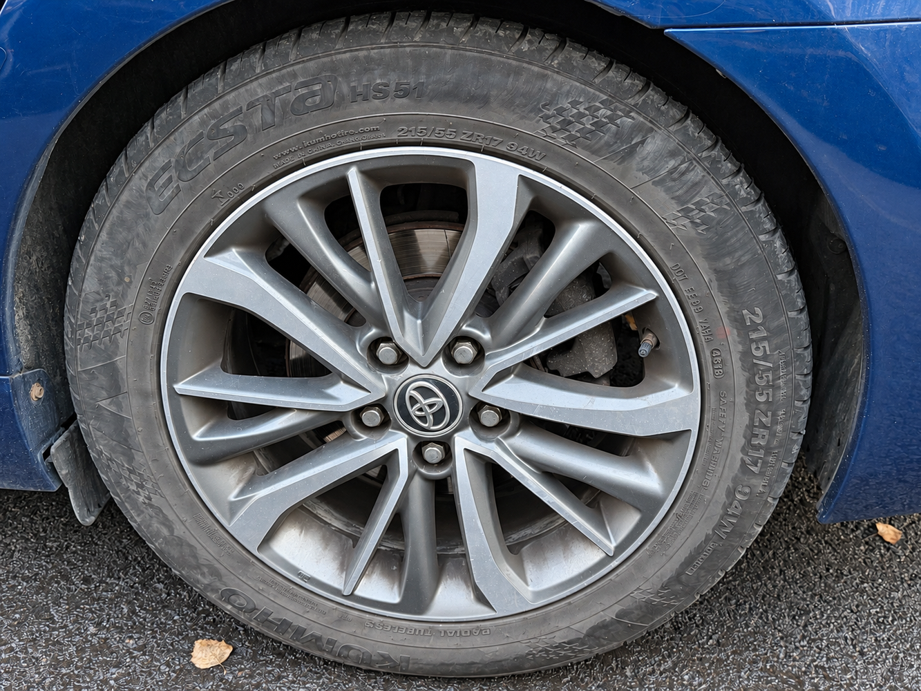 Toyota Avensis vaihtoauto