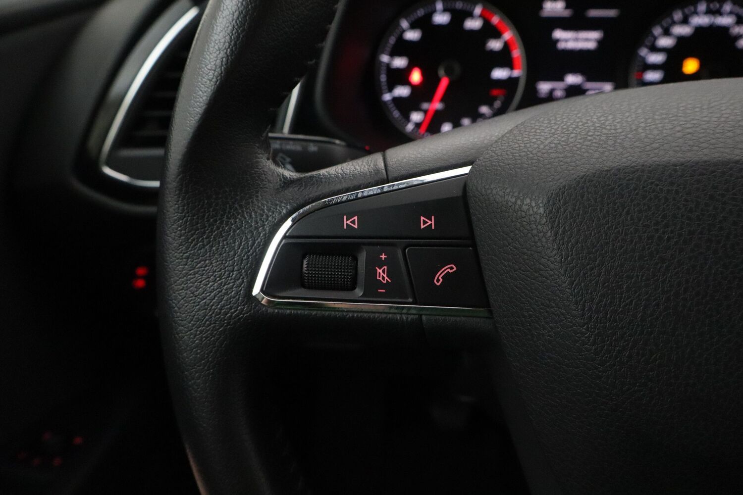SEAT Leon vaihtoauto