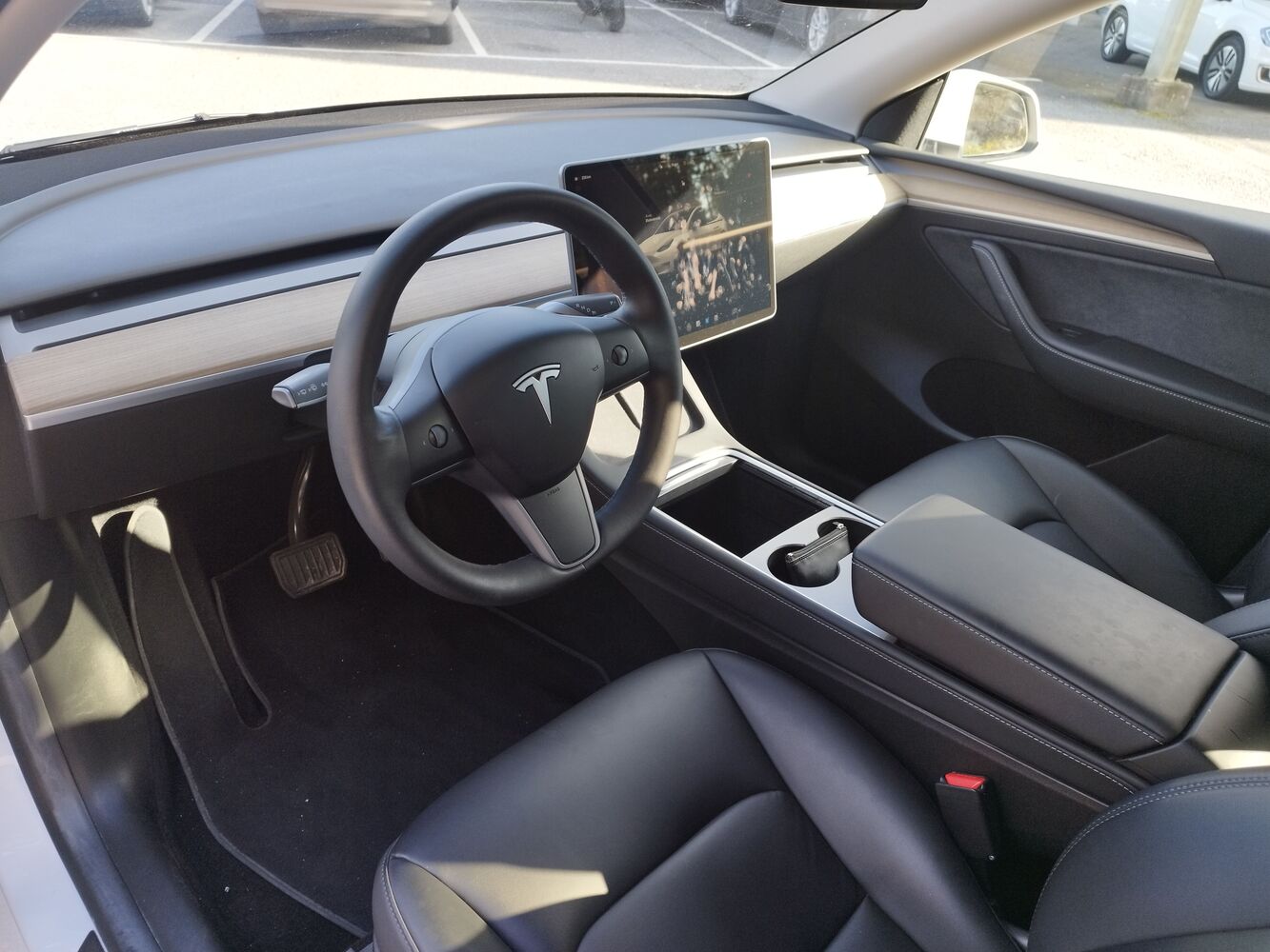 Tesla Model Y vaihtoauto