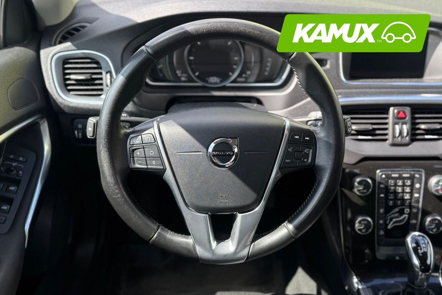 Volvo V40 Cross Country vaihtoauto