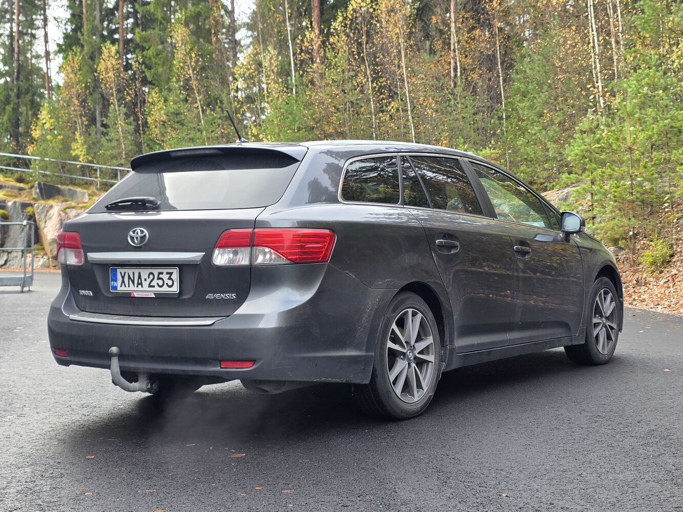 Toyota Avensis vaihtoauto