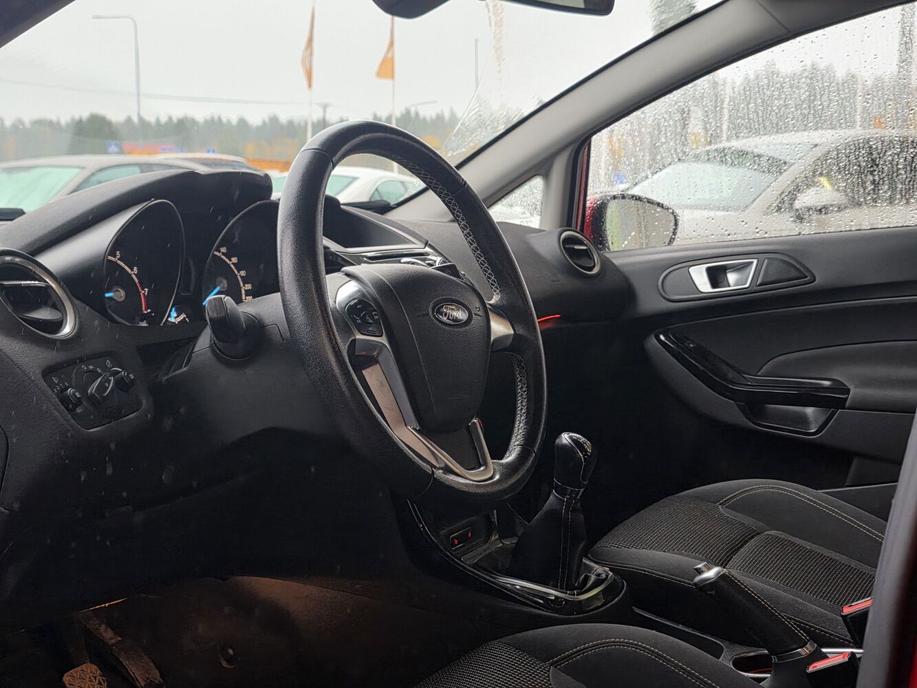 Ford Fiesta vaihtoauto