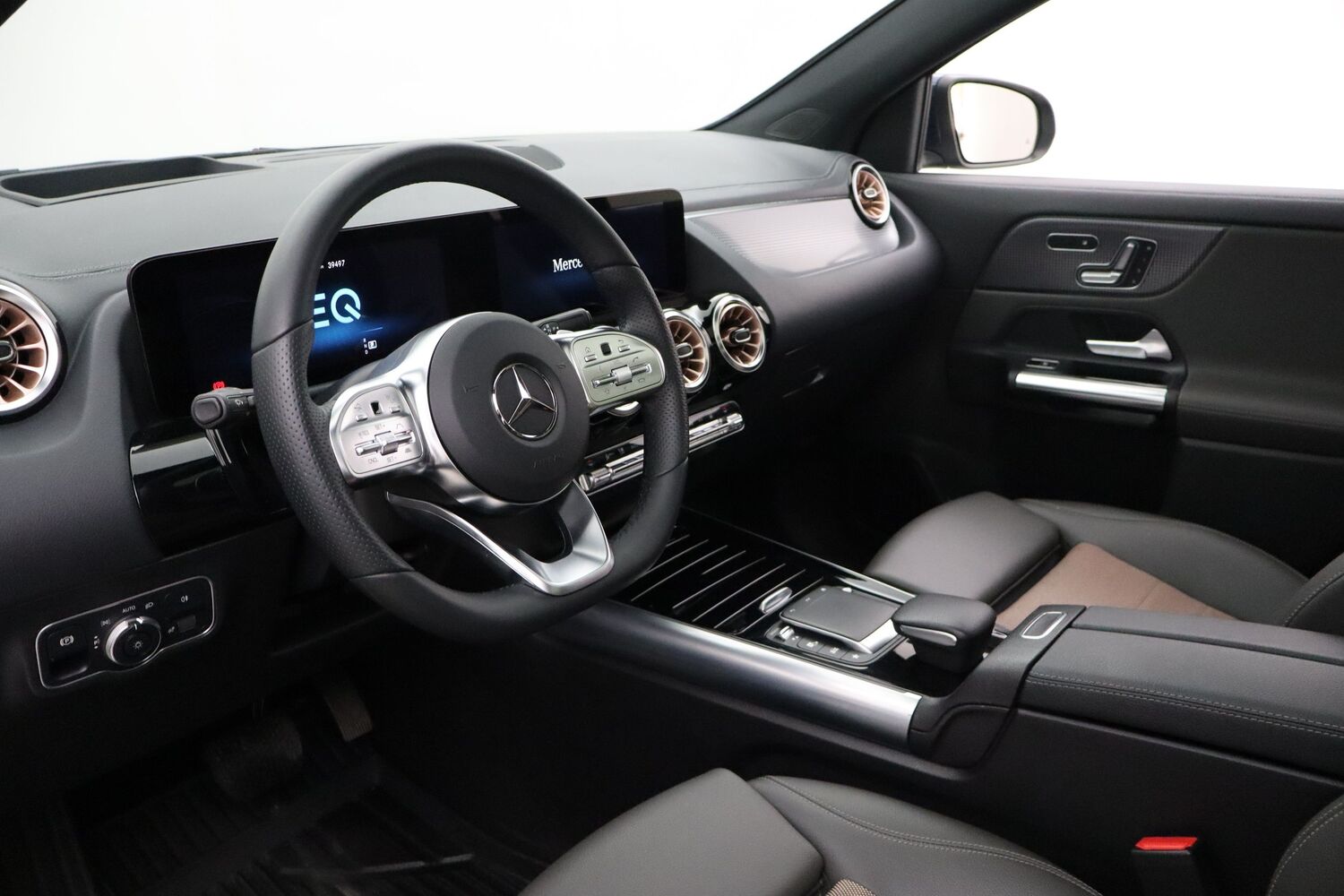 Mercedes-Benz EQA vaihtoauto
