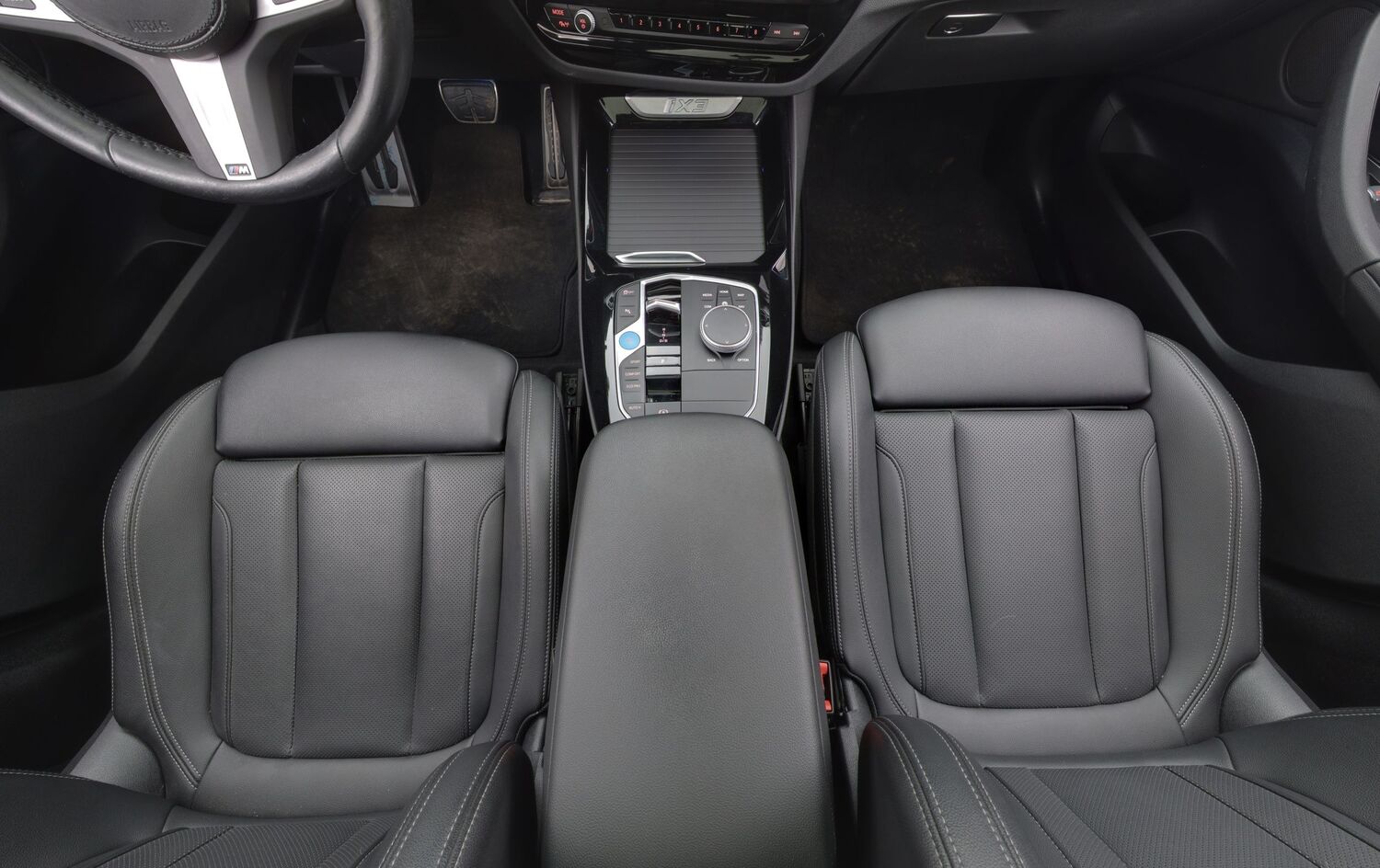 BMW iX3 vaihtoauto