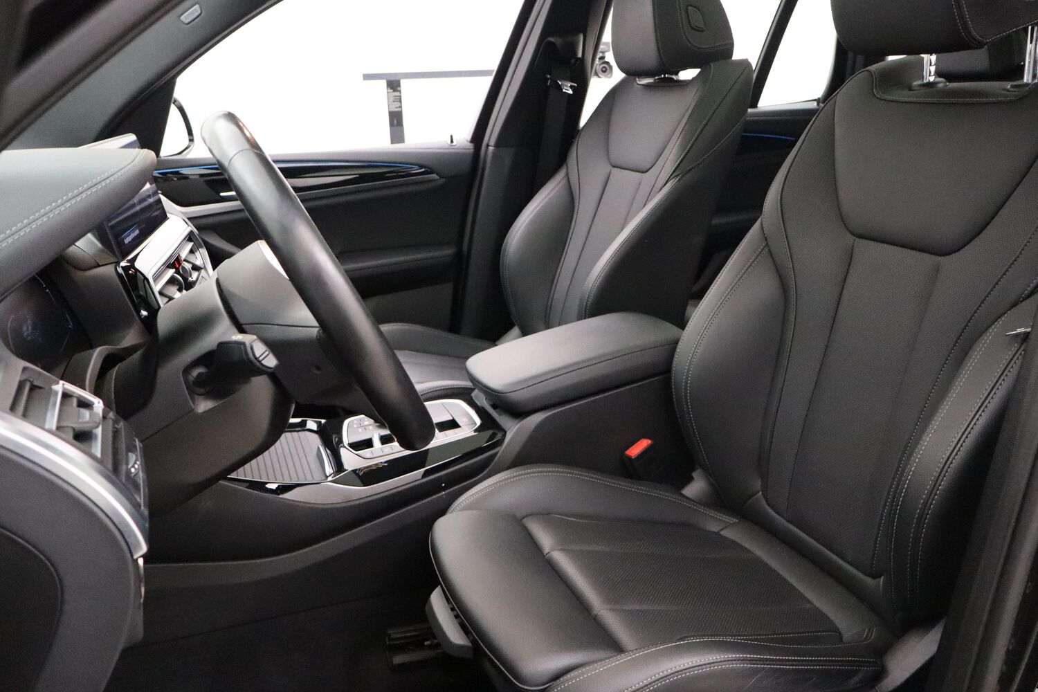 BMW iX3 vaihtoauto
