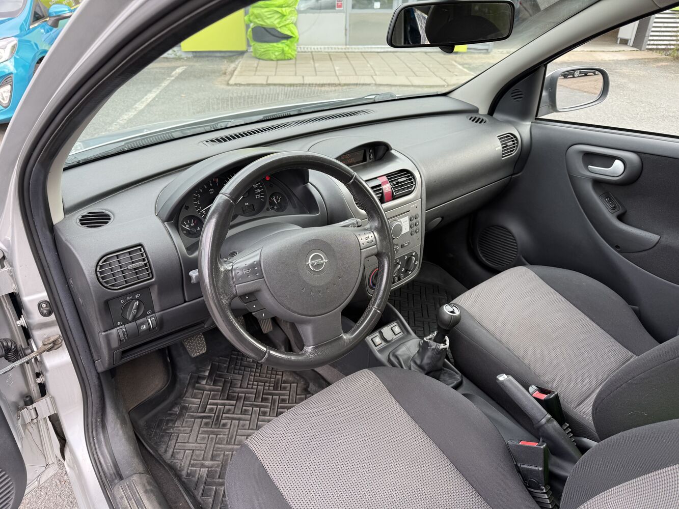 Opel Corsa vaihtoauto