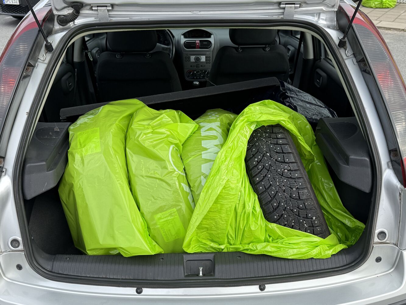 Opel Corsa vaihtoauto