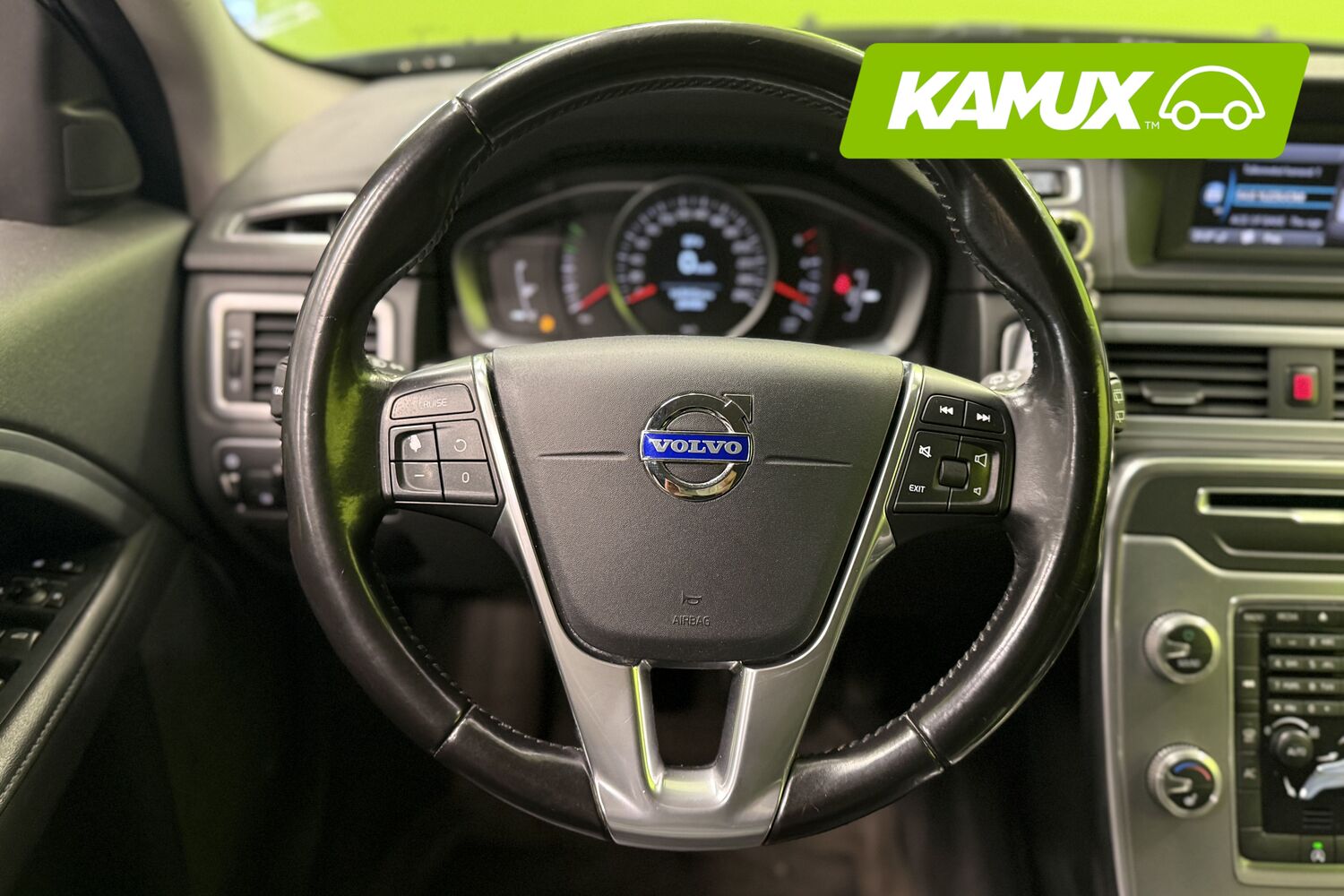 Volvo V70 vaihtoauto