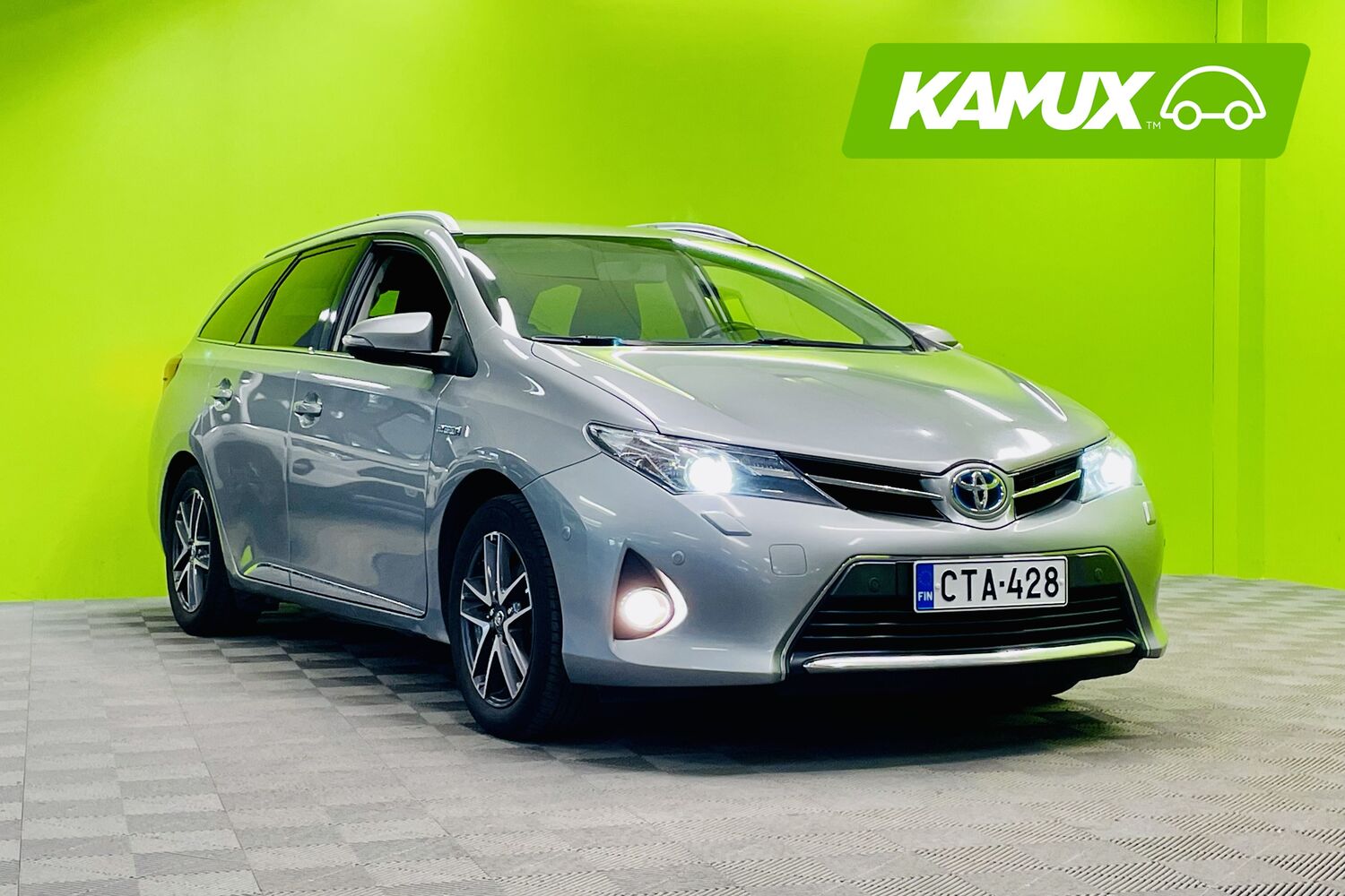 Toyota Auris vaihtoauto