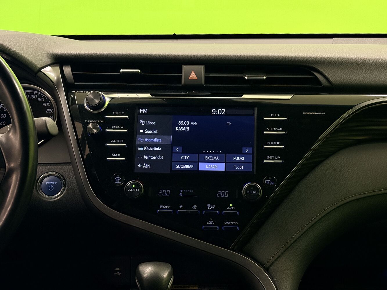 Toyota Camry vaihtoauto