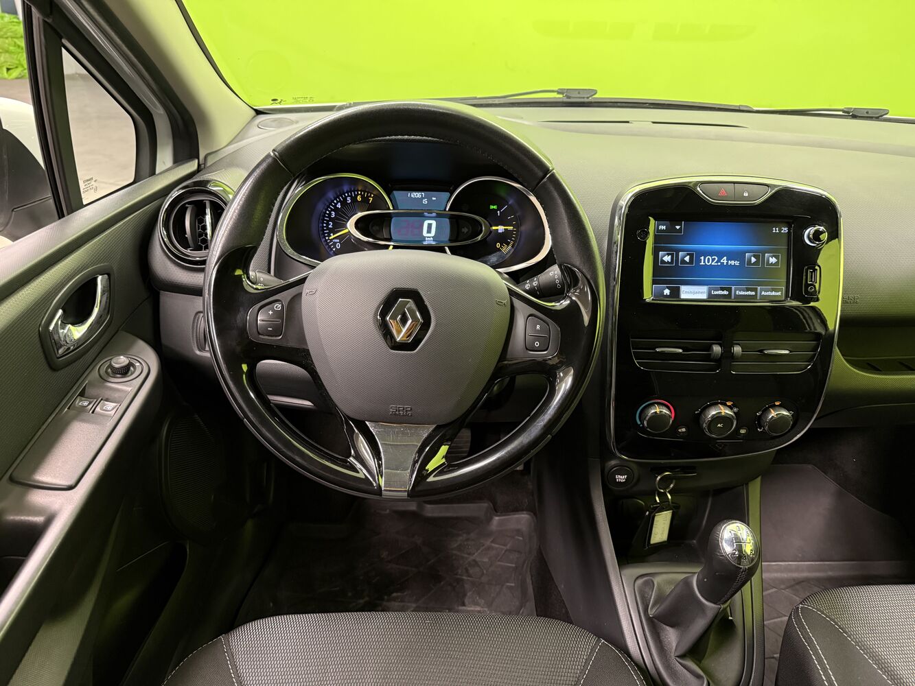 Renault Clio vaihtoauto