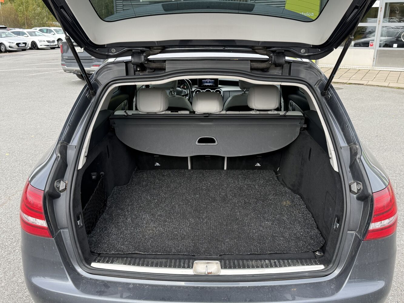 Mercedes-Benz C vaihtoauto