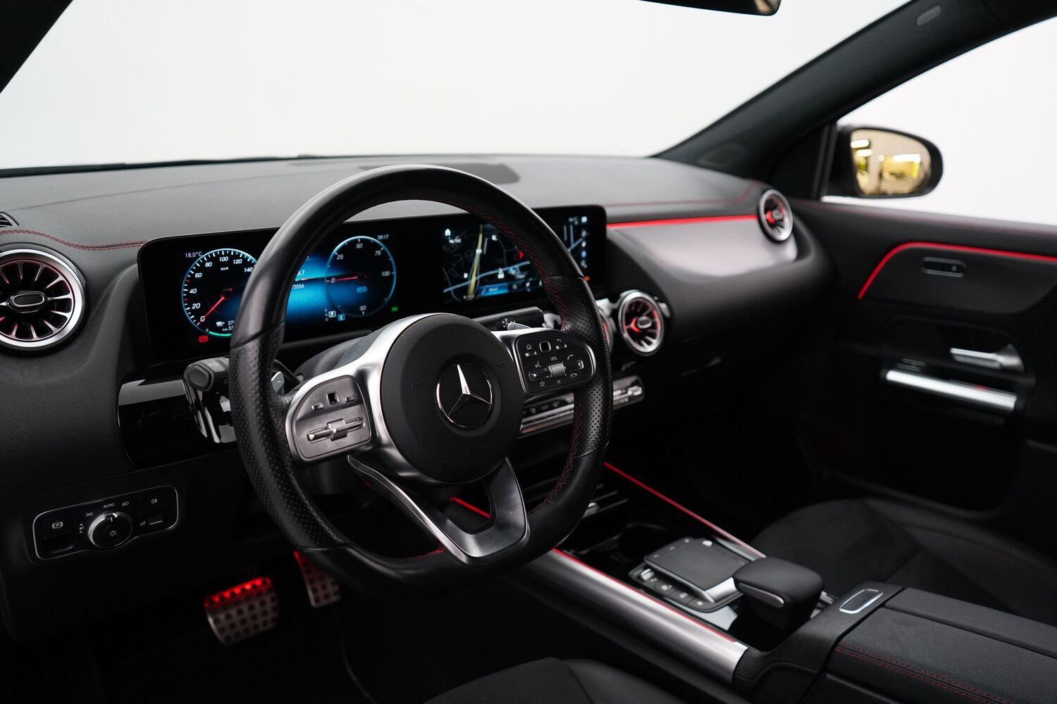 Mercedes-Benz EQA vaihtoauto