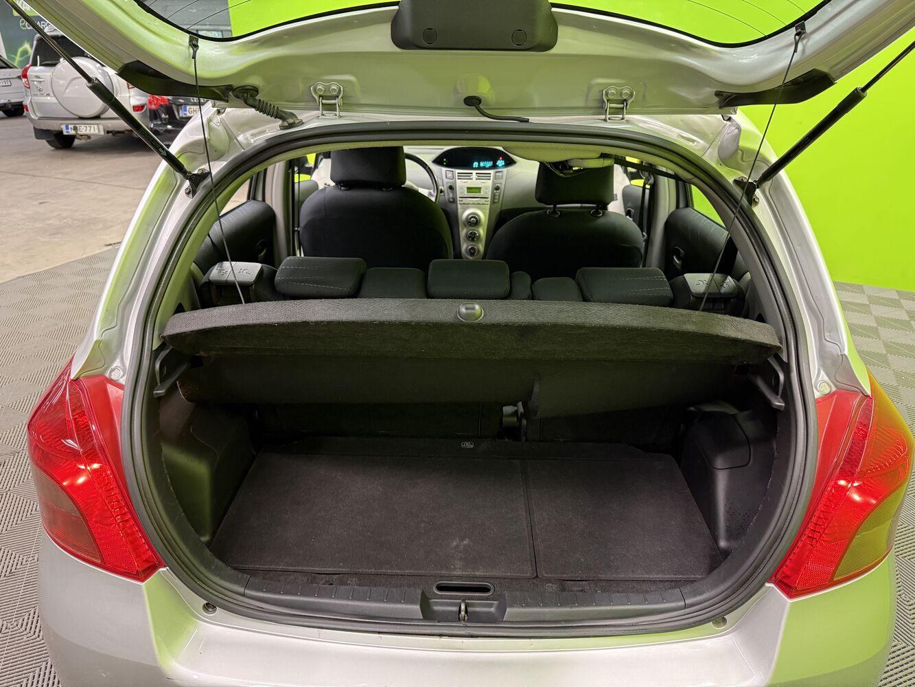 Toyota Yaris vaihtoauto