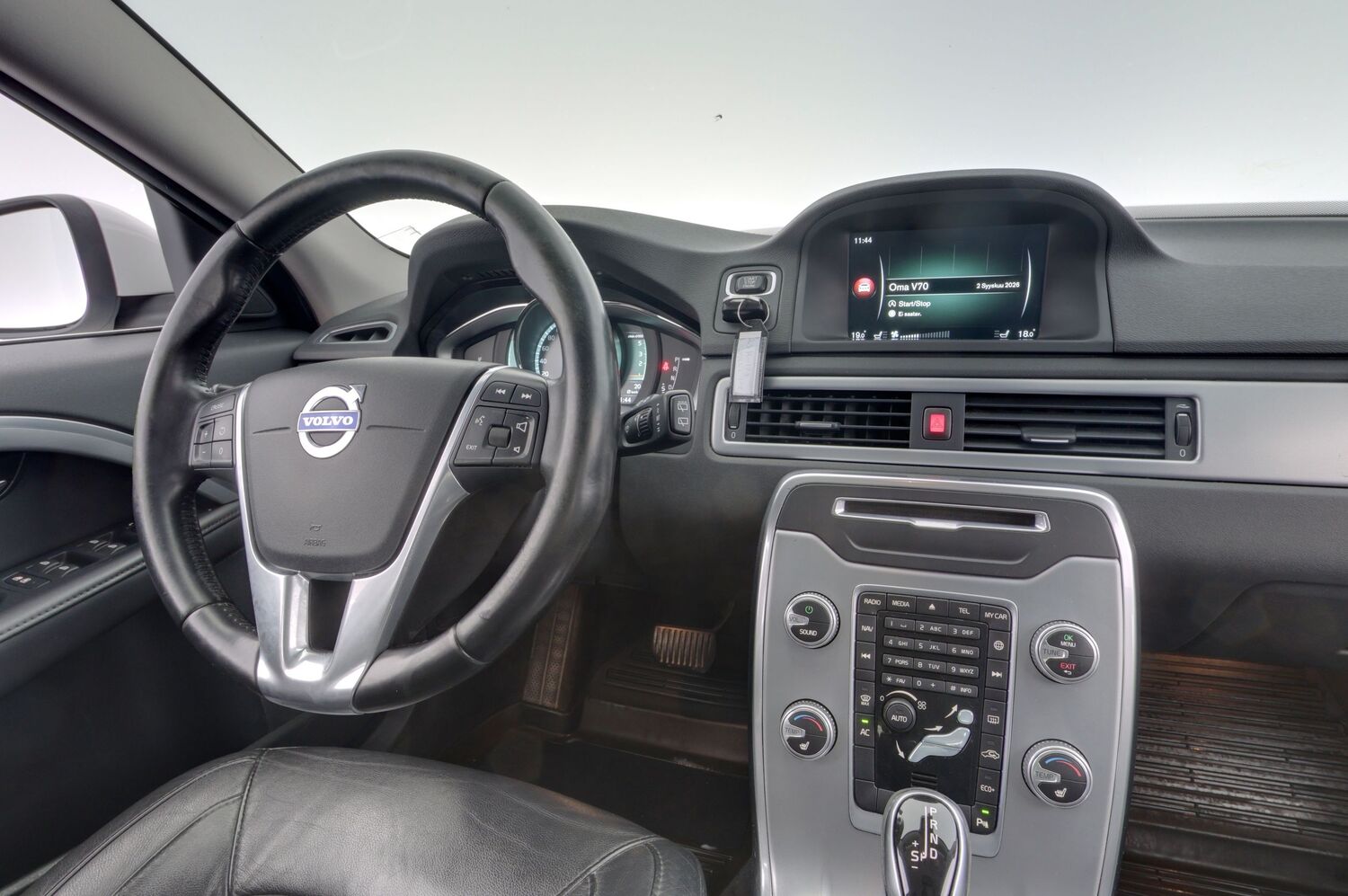Volvo V70 vaihtoauto