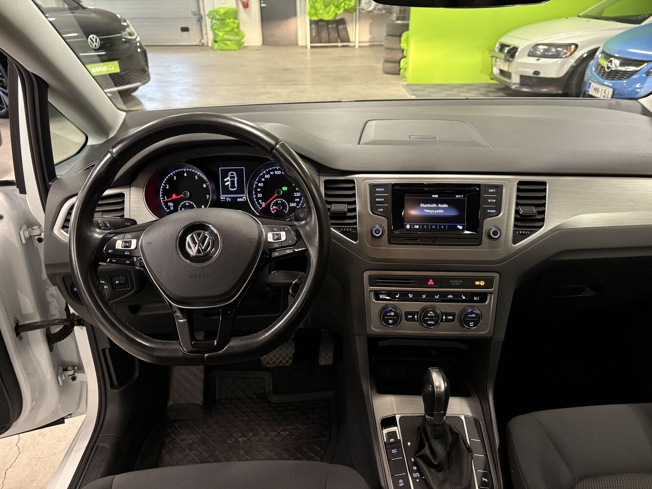 Volkswagen Golf Sportsvan vaihtoauto
