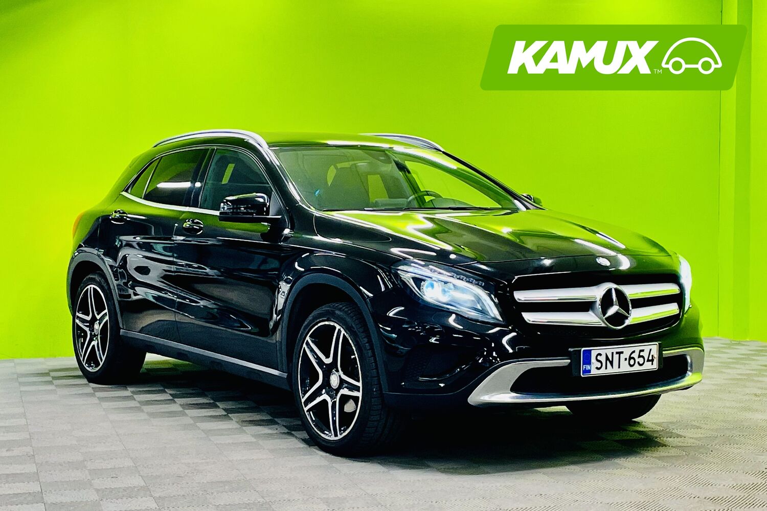 Mercedes-Benz GLA vaihtoauto