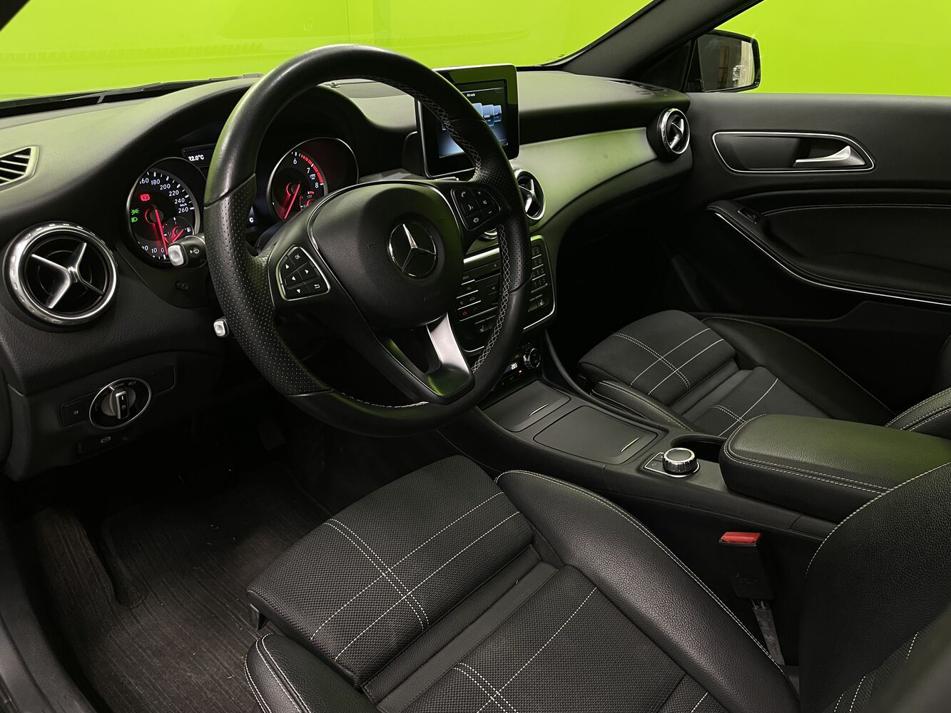 Mercedes-Benz GLA vaihtoauto