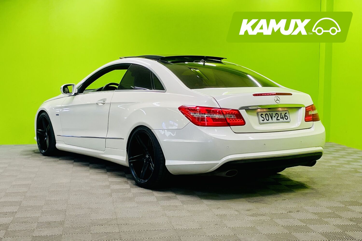 Mercedes-Benz E vaihtoauto